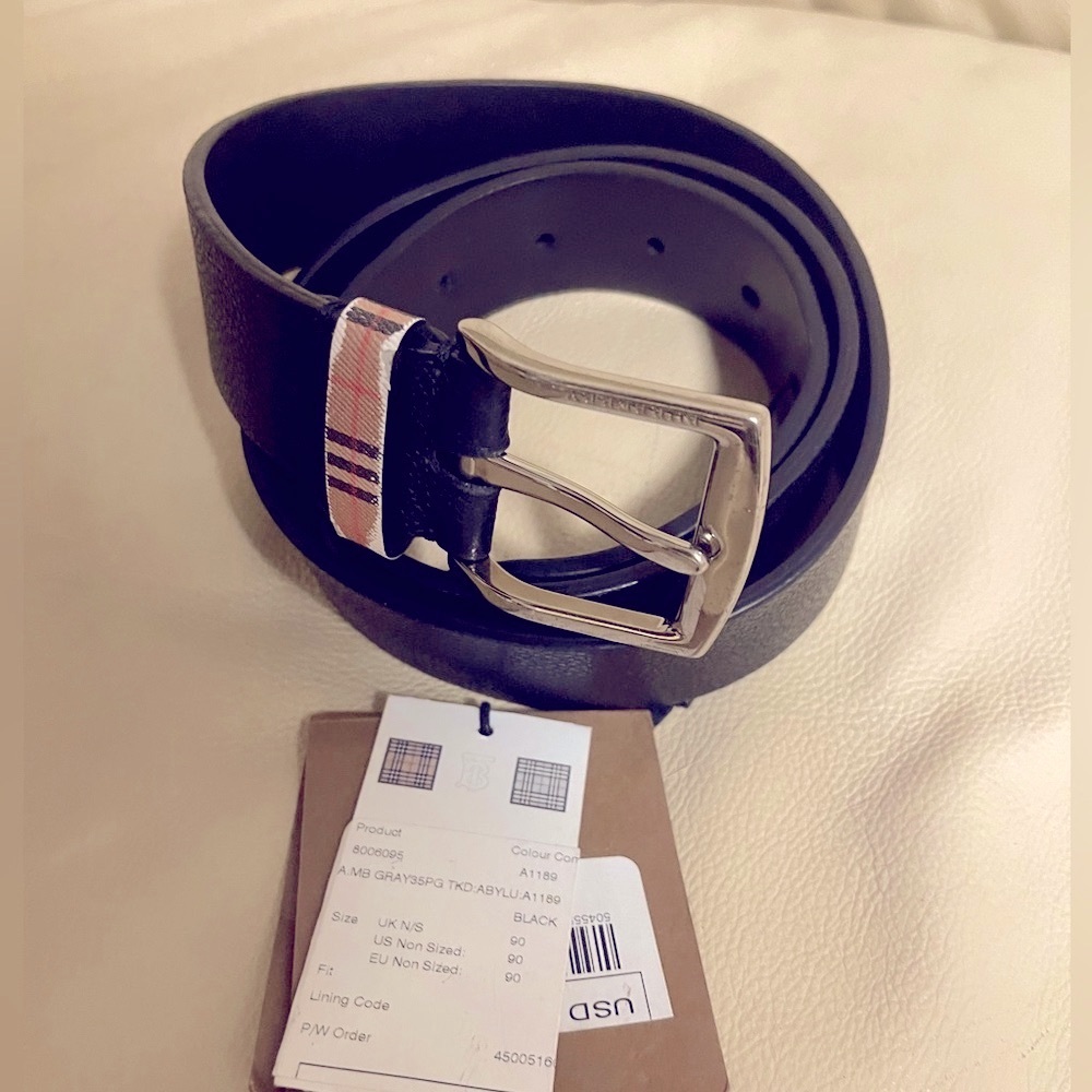 Burberry Black Leather Belt with Metal Buckle NWT